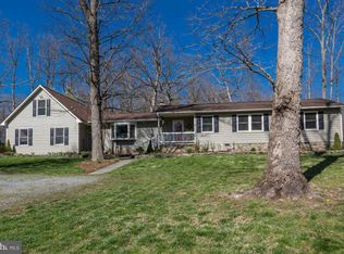 20250 Woodtrail Rd, Round Hill, VA 20141