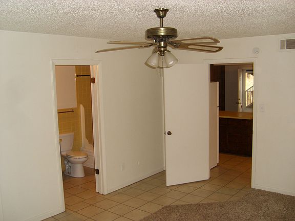 4th image of 110 E Josephine Ave #1-3