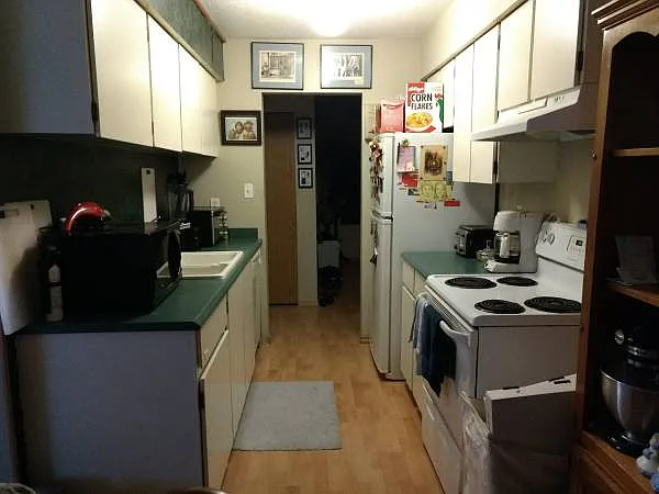 9847 Manchester Dr #105 — Photo 18