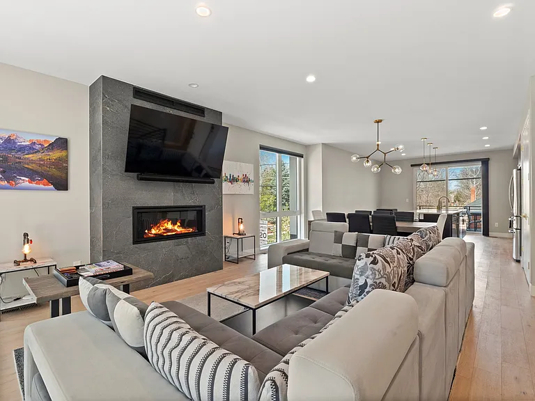 3840 N Eliot St — Photo 18