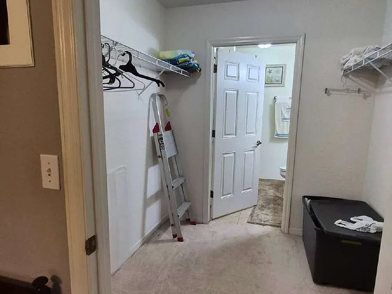 4600 E Moody Blvd #8M — Photo 9