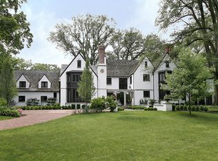 361 N Ahwahnee Rd, Lake Forest, IL 60045