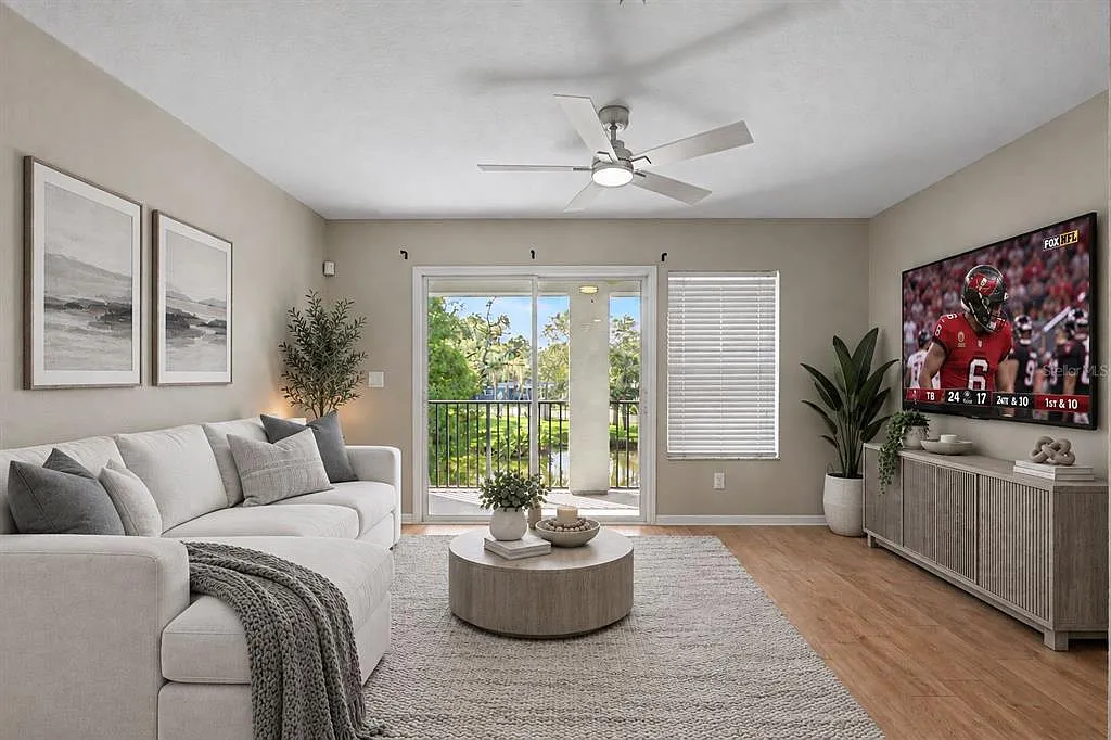 2 bed, 2.5 bath, 1200 sqft, $2,000 — Photo 3
