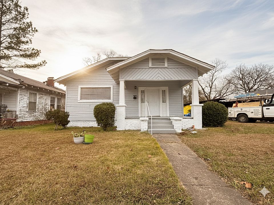 1st image of 1524 Mountain Dr