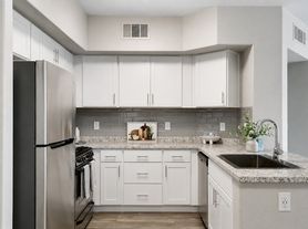 Horizon Ridge Apartments