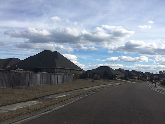 4th image of 223 Stillhouse Creek Dr