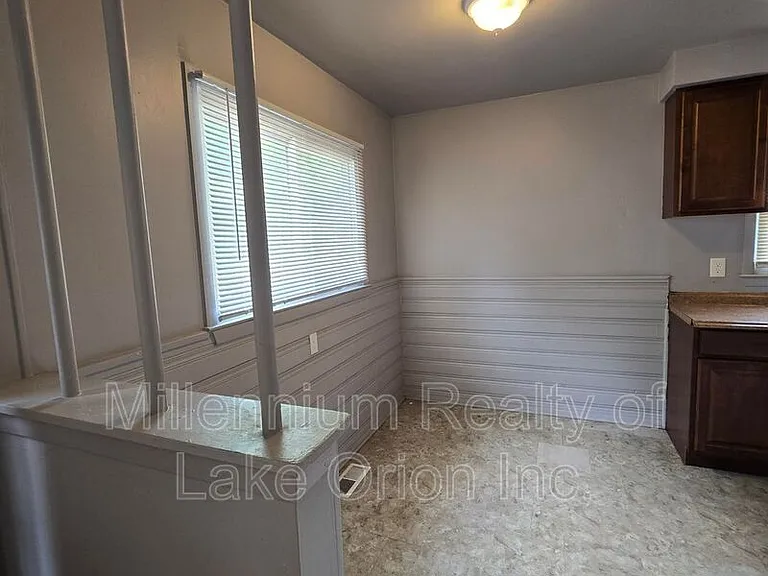 774 E Beverly Ave — Photo 7