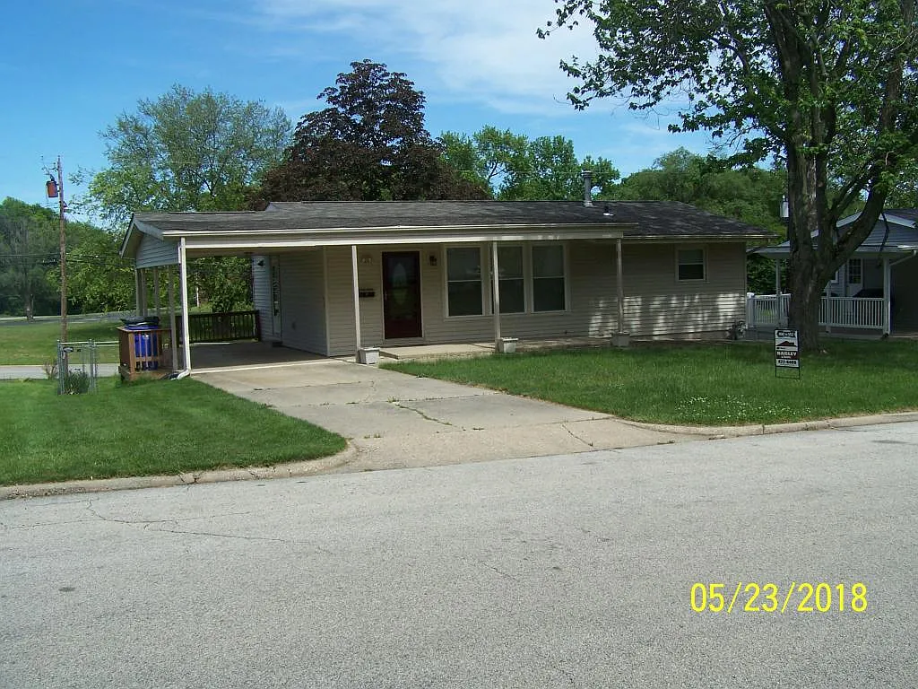28 Glenview Dr photo 1