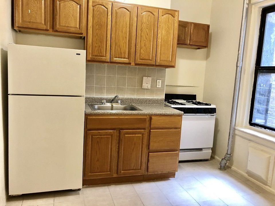 2nd image of 601 W 163rd St APT 2A