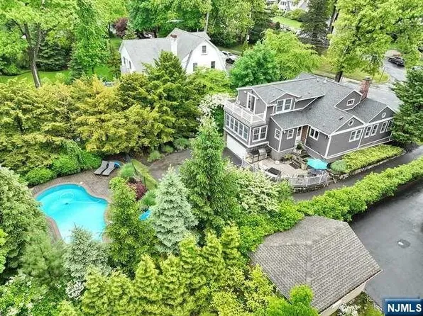 314 N Monroe St, Ridgewood, NJ 07450