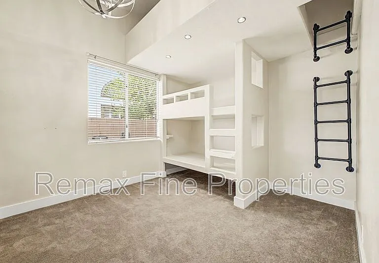 9118 E Topeka Dr — Photo 25