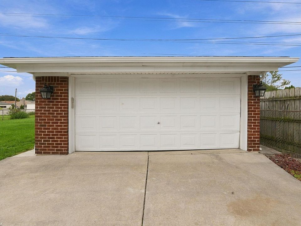 29732 Sutherland Dr, photo 12