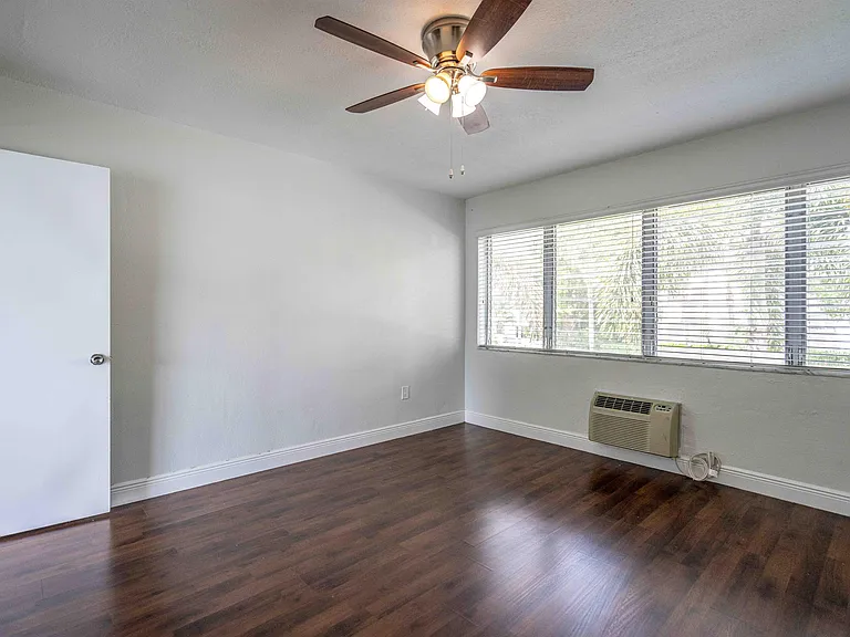 7927 East Dr #274 — Photo 25