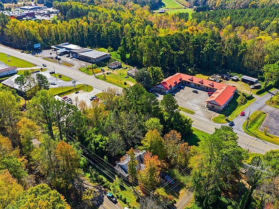 4th image of 348 Old Tate Rd