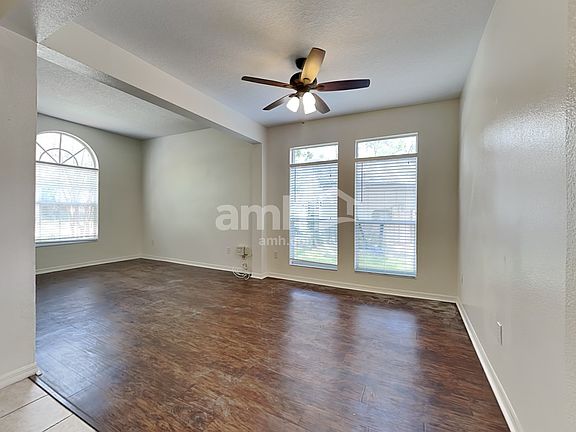 3rd image of 2219 Mountain Meadow Way