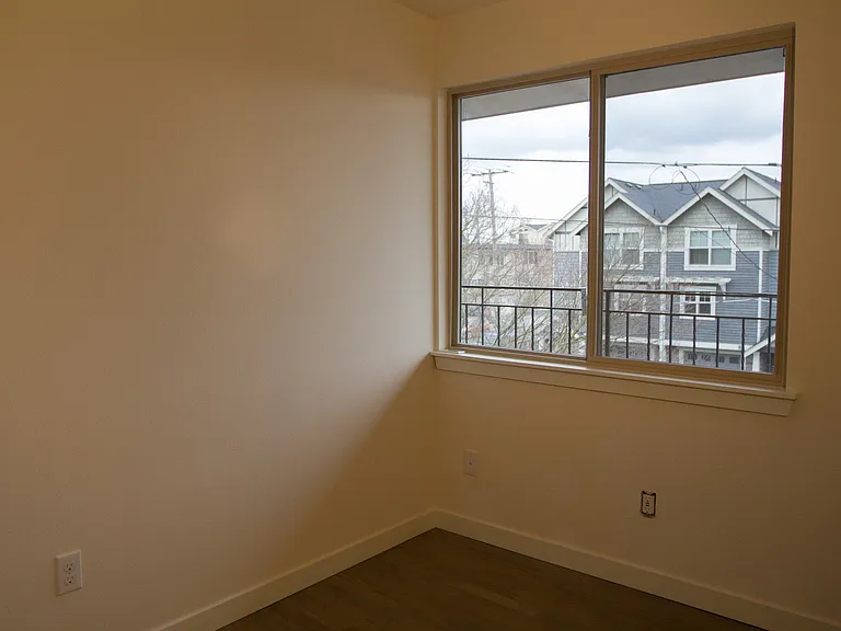 Camerlu Park Apartments - Located in Fremont — Photo 25