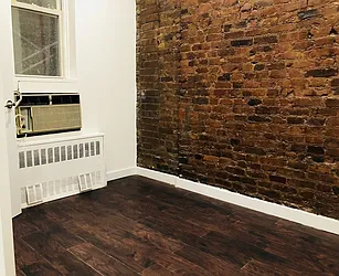 Rented by Kahen Properties