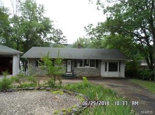 72 Lakeshore Dr, Ironton, MO 63650