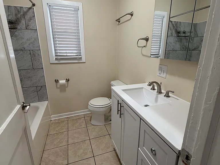 921 Edgemont Ave #921 — Photo 27