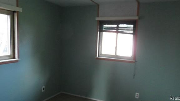 4th image of 33636 Pawnee St