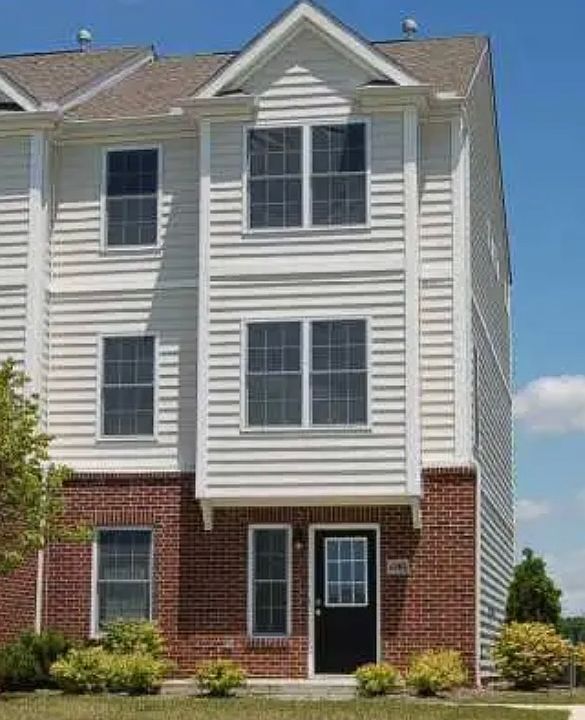 2nd image of 6004 Woodshire Dr