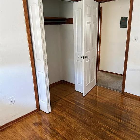 1247 Lakeview Dr — Photo 13
