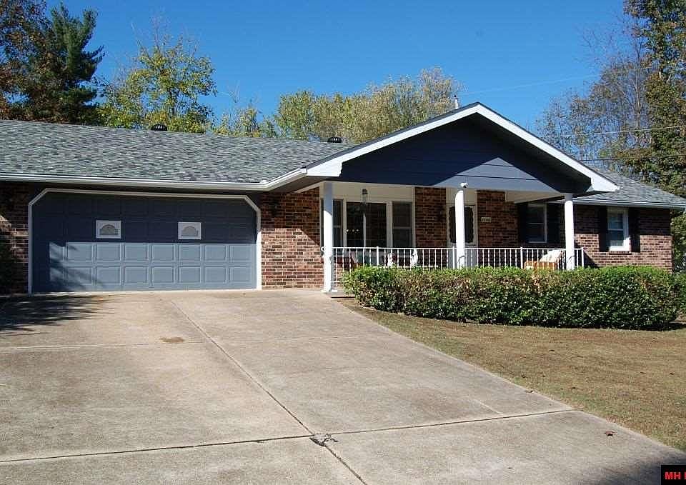 1st image of 1106 Cynthia Sq