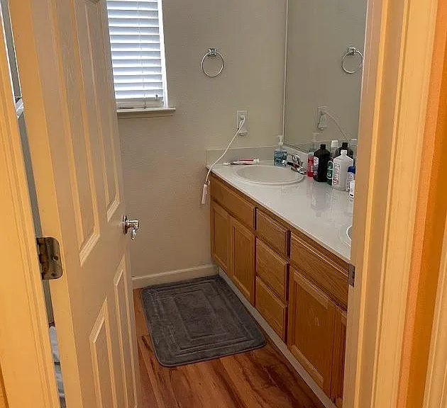 1402 Parkington Ln — Photo 16