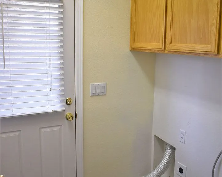 1107 Tussin Ct — Photo 11