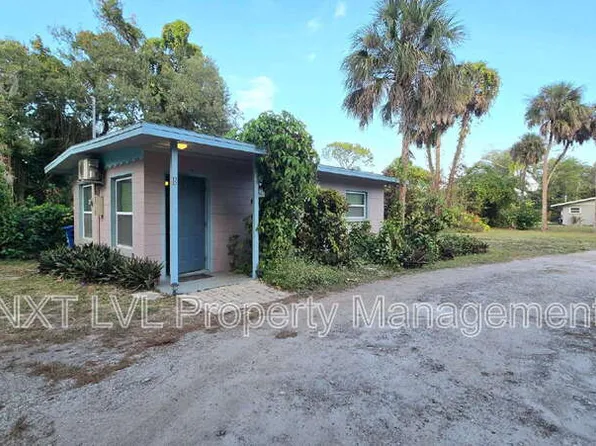 240 W Mariana Ave, North Fort Myers, FL