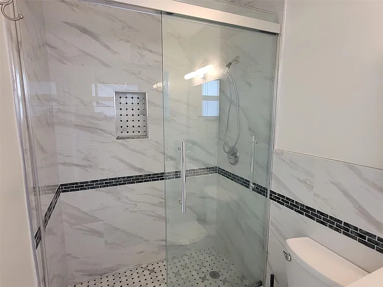 1601 SW 1st Ter #1 — Photo 23