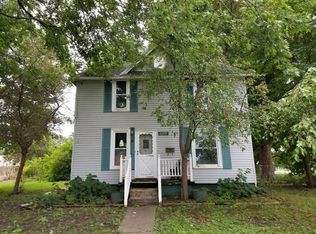 249 W McClure St, Kewanee, IL 61443