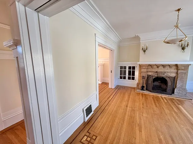 458 21st Ave — Photo 17