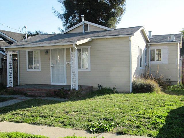 1st image of 143 Pickford Ave