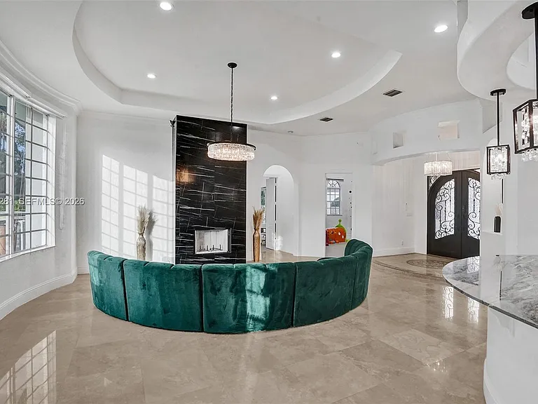 13751 Pine Meadow Ct — Photo 24