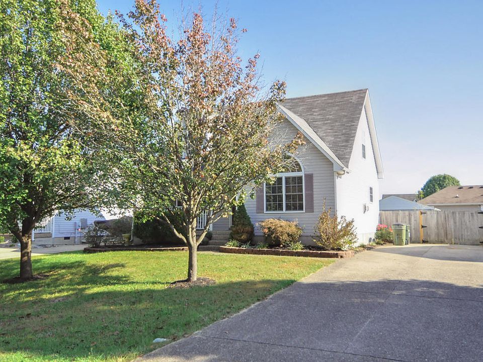 1st image of 572 Reichmuth Ln