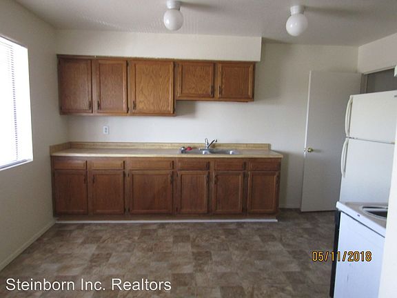 2nd image of 780 Spruce Ave APT 09