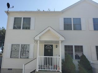 214 Pennsylvania Ave, Rio Grande, NJ 08242