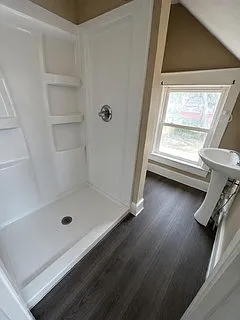 229 N 15th St — Photo 4