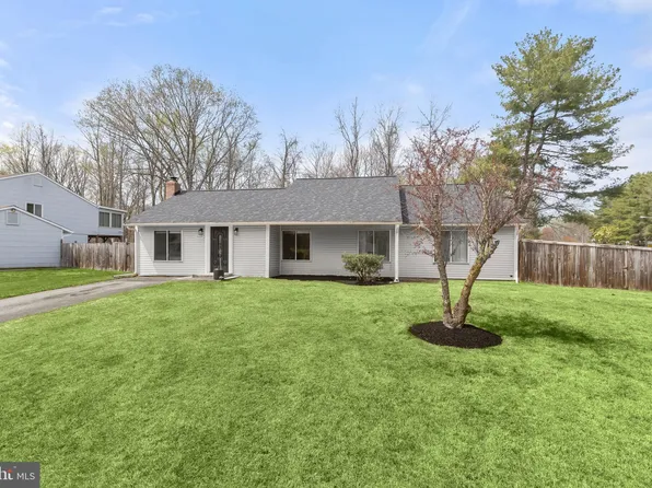 15201 Noblewood Ln, Bowie, MD 20716
