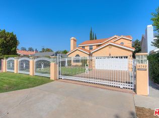 14749 Huston St, Sherman Oaks, CA 91403