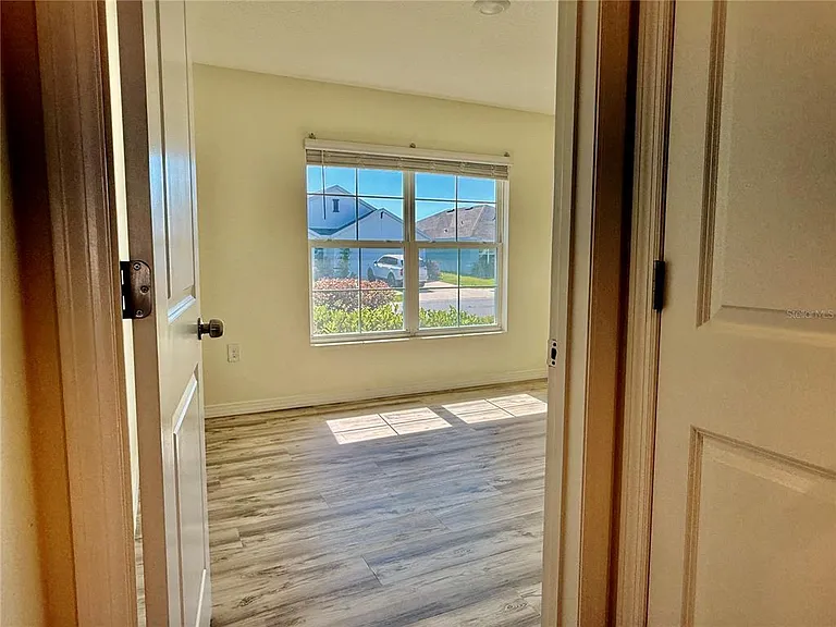 4119 Autumn Amber Dr — Photo 8