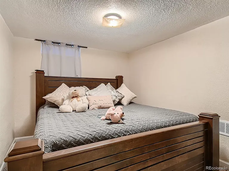9147 Beechwood Dr — Photo 12
