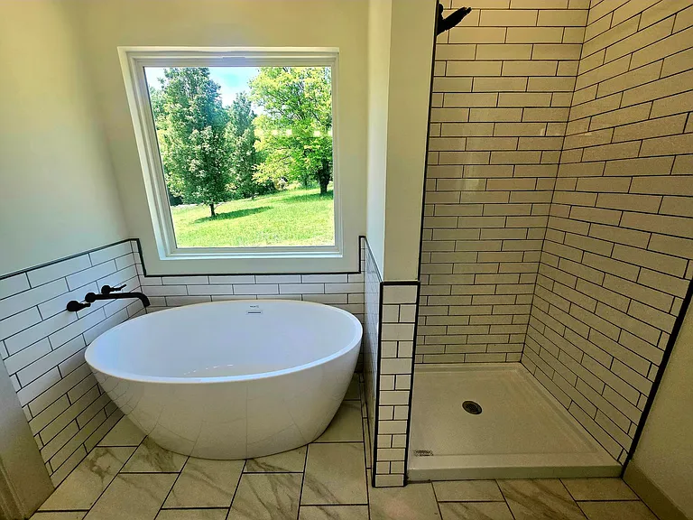 1331 Lee Ln — Photo 12