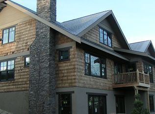 1166 Lexington Ridge Ct, Eagan, MN 55123