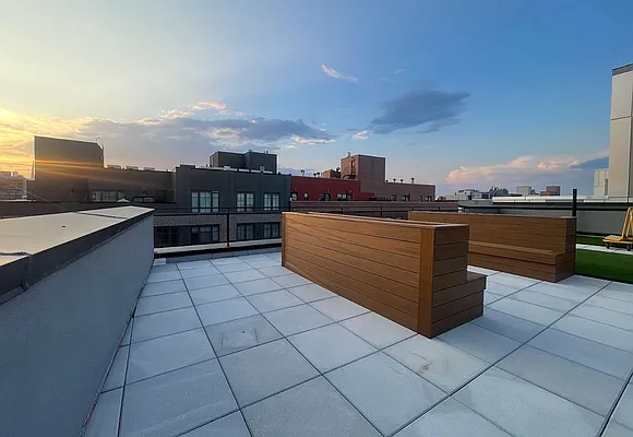 Rented by Jankos Group LLC | media 18