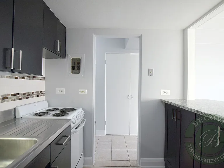 6012 N Kenmore Ave — Photo 31