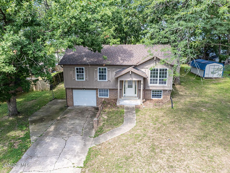 1st image of 1604 Westview Dr