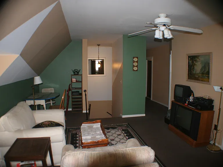 27 Reservoir Ave — Photo 4