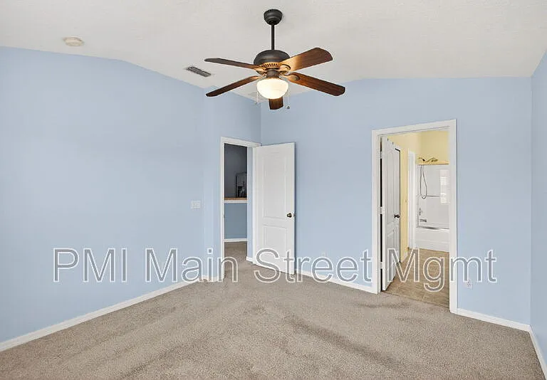 10935 Derringer Dr — Photo 11